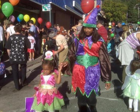 Halloween 2009 - Mom and Daughter