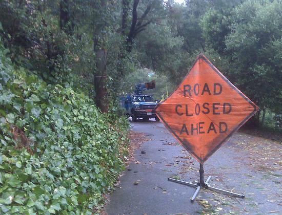 Merriewood - Road Closed Merriewood - Road Closed